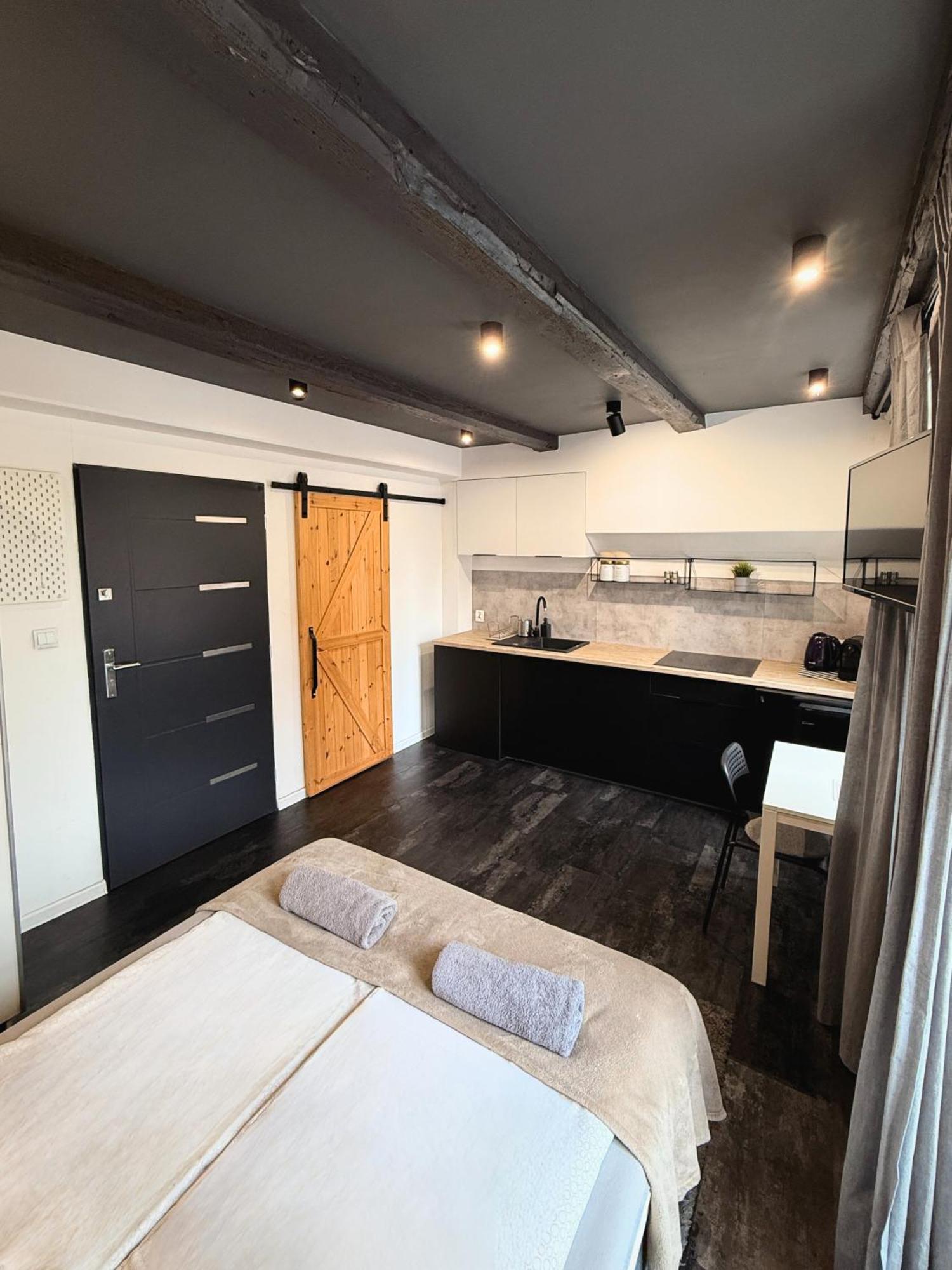 Apartament Z Widokiem Na Pomnik Kopernika - Rynek Staromiejski Thorn Exterior foto